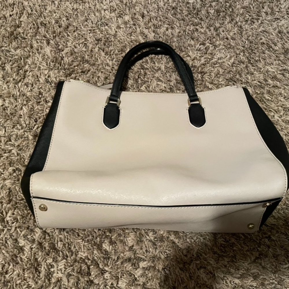 EUC Kate Spade Tan & Black Purse - Picture 2 of 8